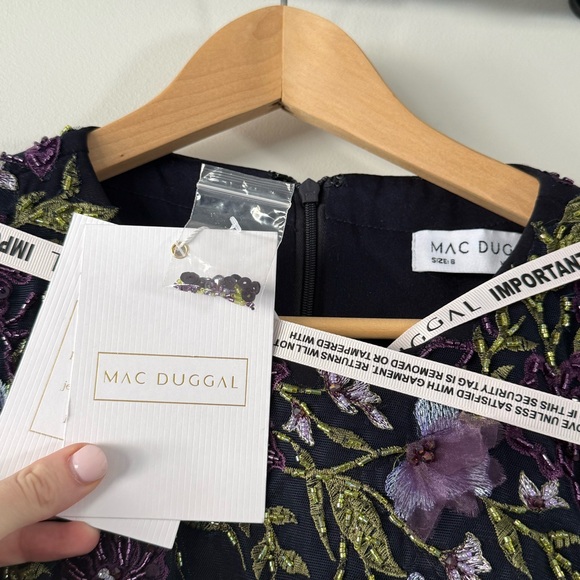 BNWT Mac Duggal Navy Embellished Long Sleeve Fitted Gown - Picture 3 of 8